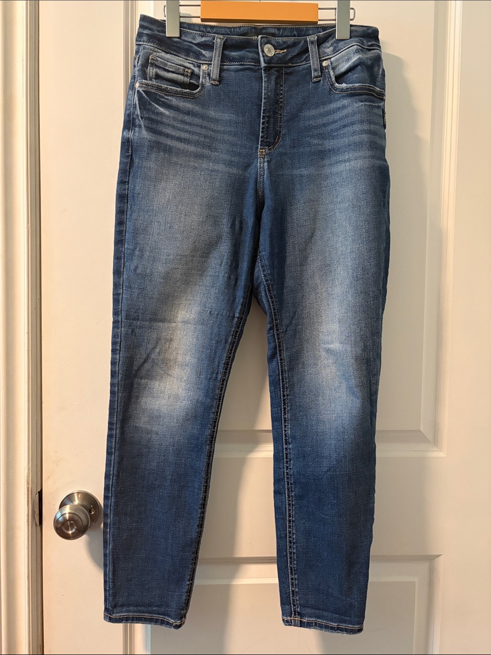 Silver Jeans Blue Wash High-Rise Skinny Jeans - Picture 2 of 6